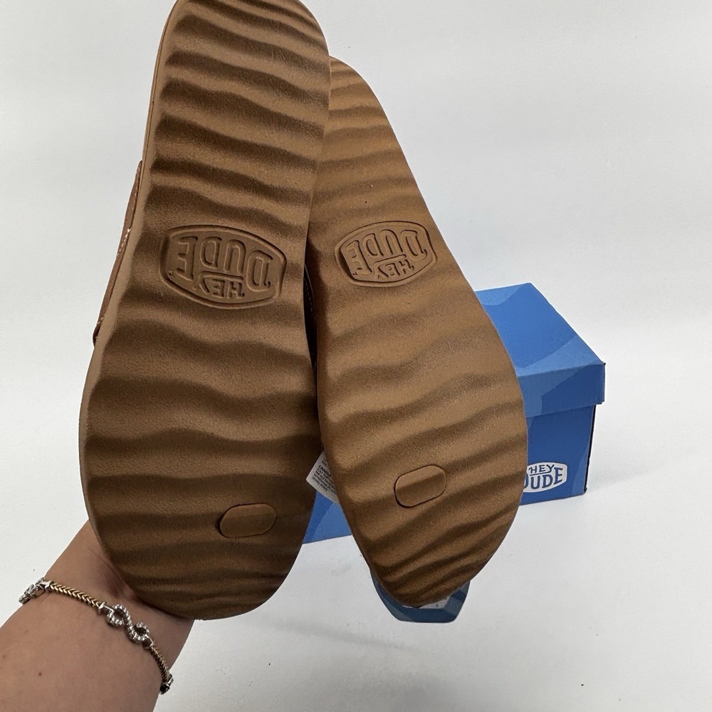 Hey Dude Women's Christi Flip Flop Cognac 10 New With Tags & Box UK8 EU 40 - Picture 7 of 7